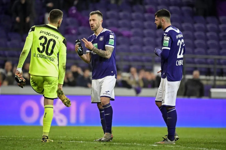 Peter Zulj veut absolument disputer l'Euro: "J'ai pensé quitter Anderlecht cet hiver"