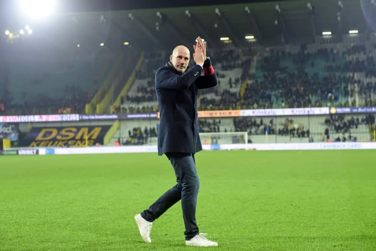 Philippe Clement pointe deux atouts majeurs pour le prochain mercato de Bruges 