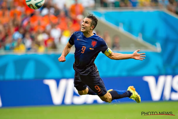 📷 La ressemblance insolite entre Van Persie et son "fils" du FC Barcelone