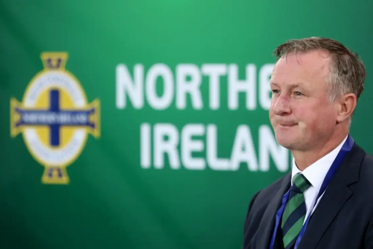 Officiel : Les barrages de l'Euro reportés, le sélectionneur d'un pays s'en va