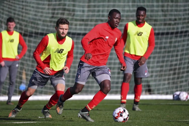 Un joueur du Standard pourrait prendre la direction de la Côte