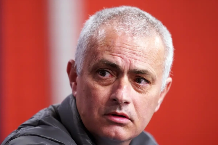 José Mourinho attend l'Antwerp de pied ferme : "Terminer premier du groupe"