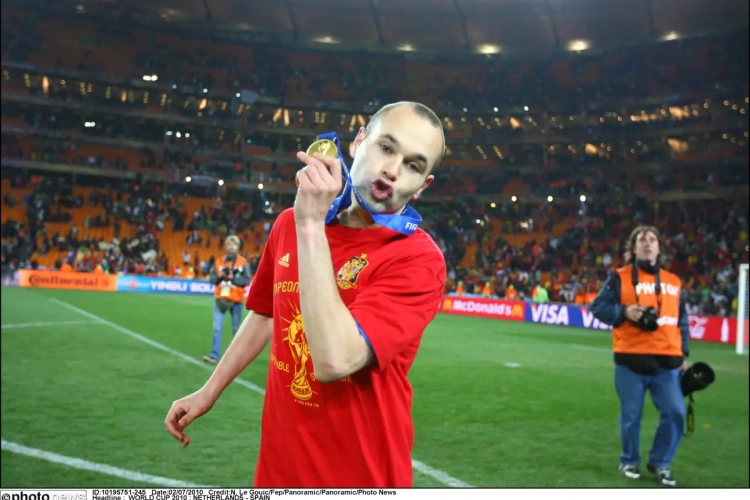 L'ancien assistant d'Anderlecht Mohamed Ouahbi bientôt épaulé par... Andrés Iniesta avec le Maroc