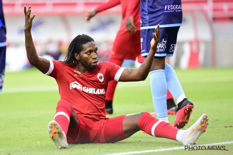 Mbokani aux abonnés absents : "On sait qu'il choisit parfois ses matchs"