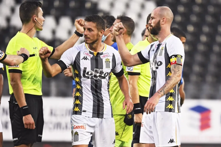 🎥 Le jour de ses 30 ans, Steeven Willems prolonge à Charleroi