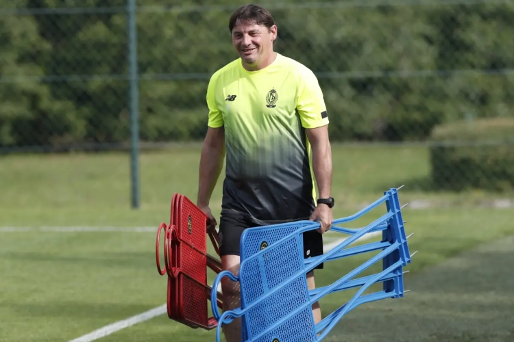 Mickael Debève heureux de ses débuts au Standard : "Il me tarde de découvrir l'enfer de Sclessin"