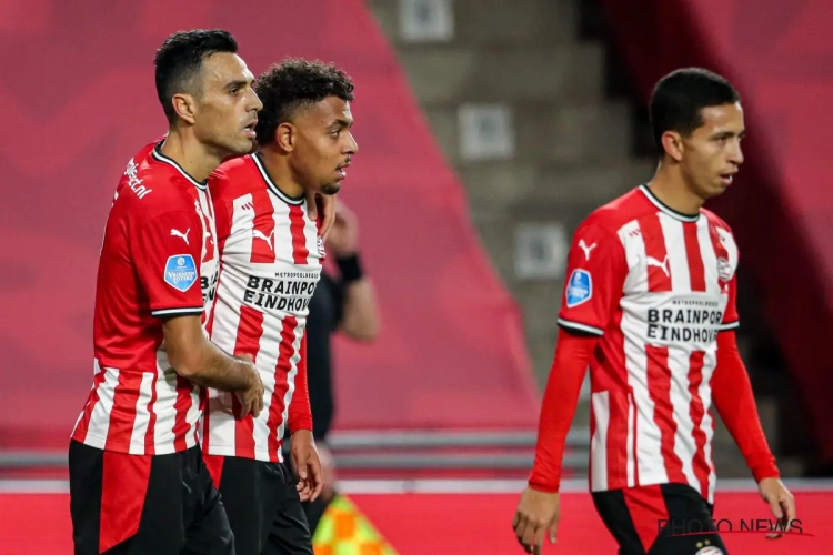 🎥 La passe décisive de génie d'un joueur du PSV lors du duel au sommet face à l'Ajax