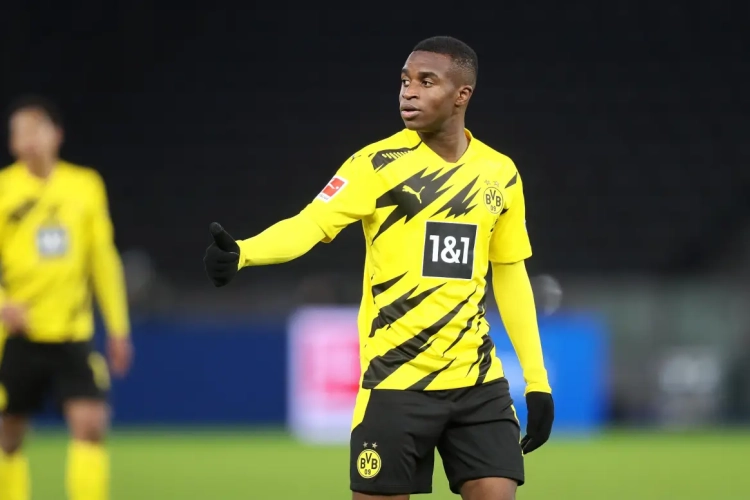 🎥 Dortmund et ses Belges défaits, Moukoko devient le plus jeune buteur de l'histoire de la Bundesliga