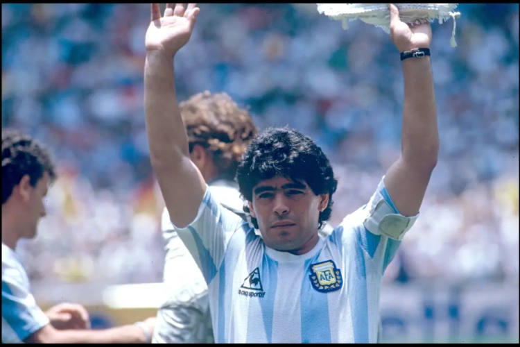 Après Naples, un club argentin renomme son stade "Diego Armando Maradona"