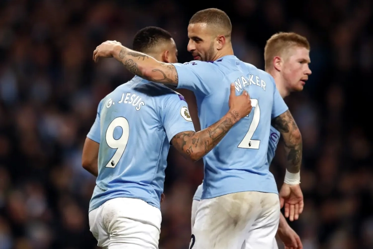 Coronavirus : Deux joueurs positifs du côté de Manchester City