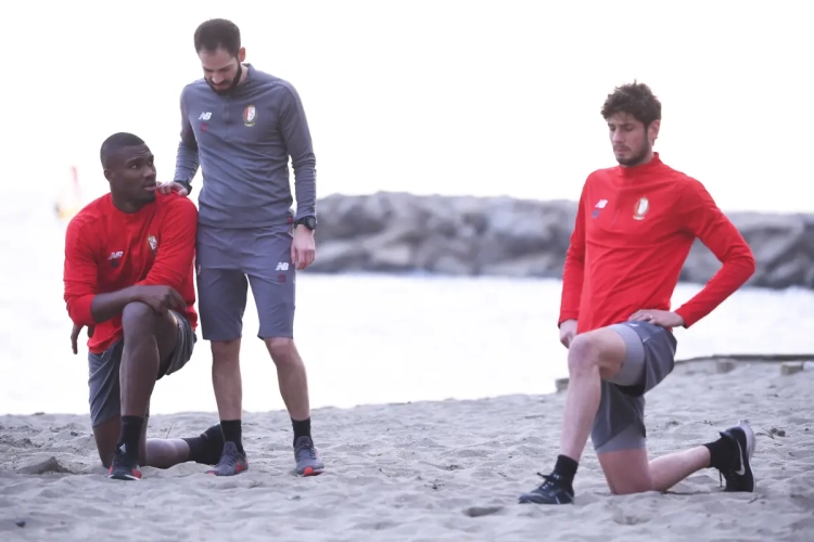 Exit Oulare et Avenatti, le Standard est à la recherche d'un attaquant efficace : "Interpellant d'être la 16ème attaque de Jupiler Pro League"