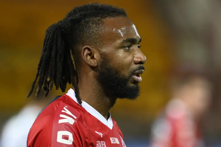 OFFICIEL: Mboyo est un Canari ! 