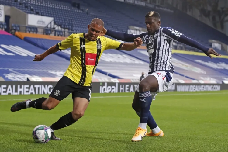 Officiel : Charleroi se renforce avec un défenseur central dans les derniers instants du mercato