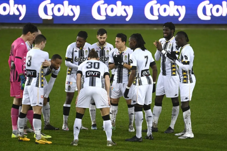 Un Sporting de Charleroi rajeuni? "Trouver le bon équilibre"