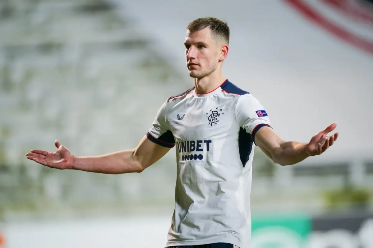 🎥 Un joueur des Rangers célèbre son but en provoquant le gardien de l'Antwerp