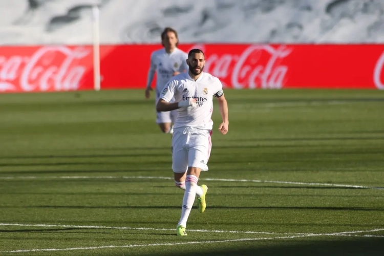 Zidane ne comprend pas pourquoi Benzema n'est pas sélectionné par Deschamps