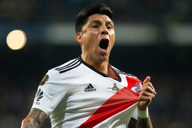 🎥 20 cas de Covid, pas de gardien, pas de remplaçant: et pourtant River Plate a dompté Santa Fé