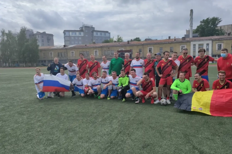 Défaite belge face aux Russes ... dans le match des supporters !