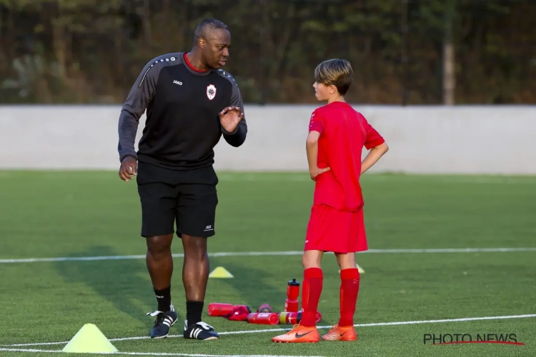 OFFICIEL: Emile Mpenza, retour aux sources