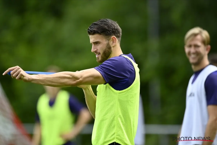 Wesley Hoedt: "Je suis Anderlecht de près depuis au moins deux ans" 