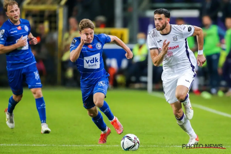 Wesley Hoedt se paye les Gantois: "On a essayé de jouer au foot, eux pas..." 