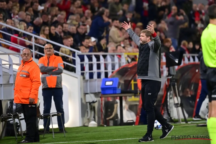 Hein Vanhaezebrouck et l'arbitrage: "Jelle Bataille doit toujours prendre la deuxième jaune" 