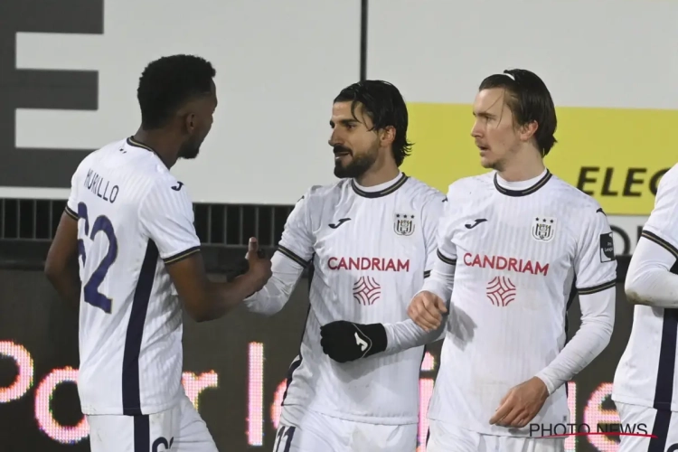 Deux Mauves de retour à l'entraînement avant la réception de Zulte Waregem