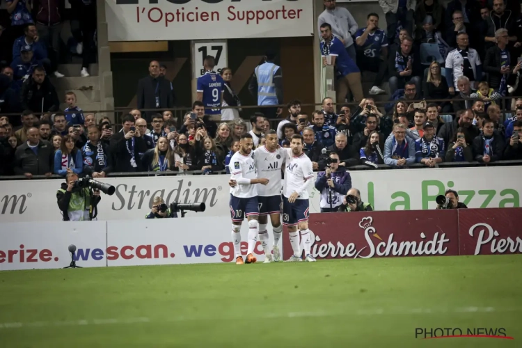 Strasbourg accroche le PSG dans un match fou