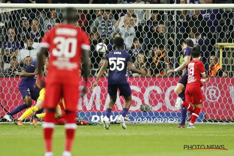Le Département d'arbitrage valide la décision d'annuler le but de Miyoshi