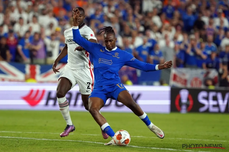 Joe Aribo file en Premier League 