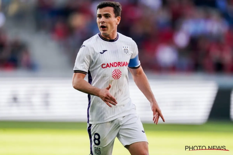 Officiel : Josh Cullen quitte le Sporting d'Anderlecht