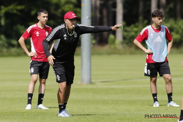 🎥 L'entraîneur adjoint du Standard Efrain Juarez se livre : "Ce serait tellement beau et incroyable si on arrive à retourner la situation"