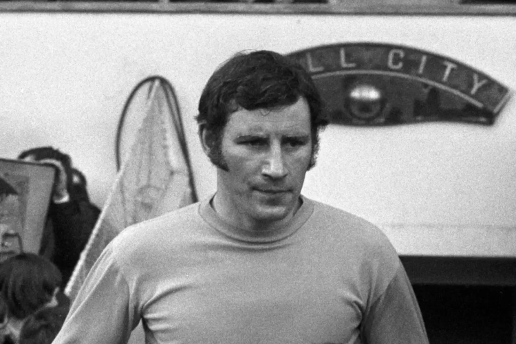 Décès de Terry Neill, légende d'Arsenal