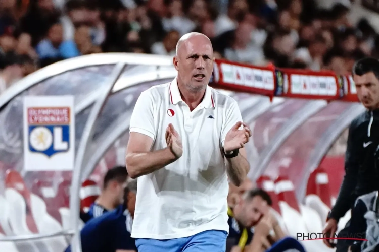 Malgré les critiques, Philippe Clement garde le cap