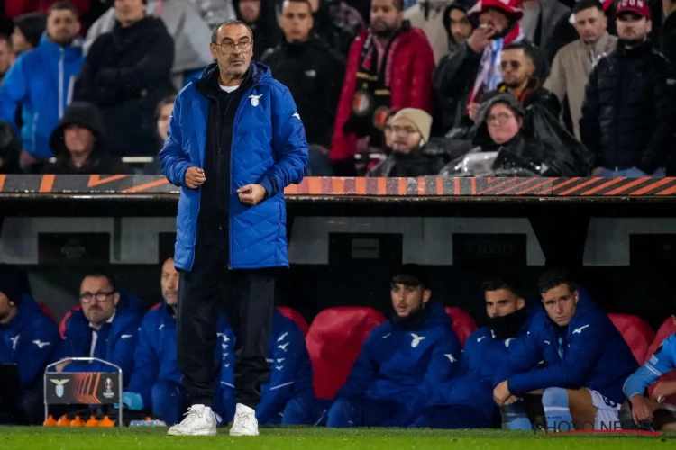 Honteux : des supporters de Feyenoord ont jeté...des poches d'urine sur Maurizio Sarri, le coach de la Lazio 