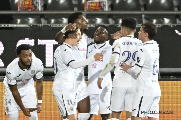Anderlecht gère, enfonce Ostende et se remet en route vers le top 8