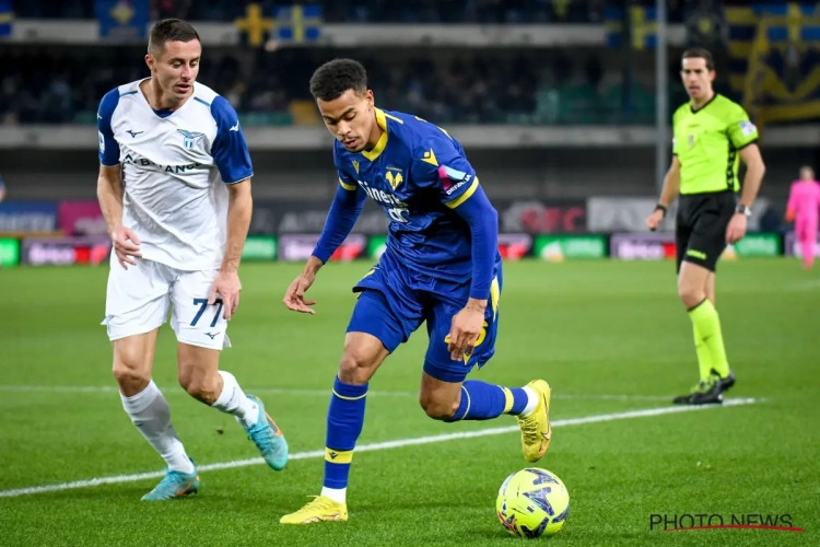 Cyril Ngonge buteur face à la Lazio avec l'Hellas Vérone 
