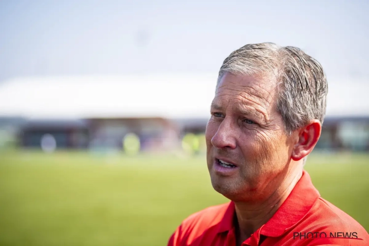 "Il est clair qu'il simule" : Frank De Bleeckere se positionne sur une phase contestée du weekend