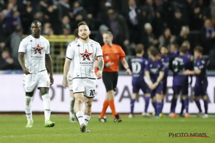 Le Cercle de Bruges mécontent : "C'est un penalty clair et net"