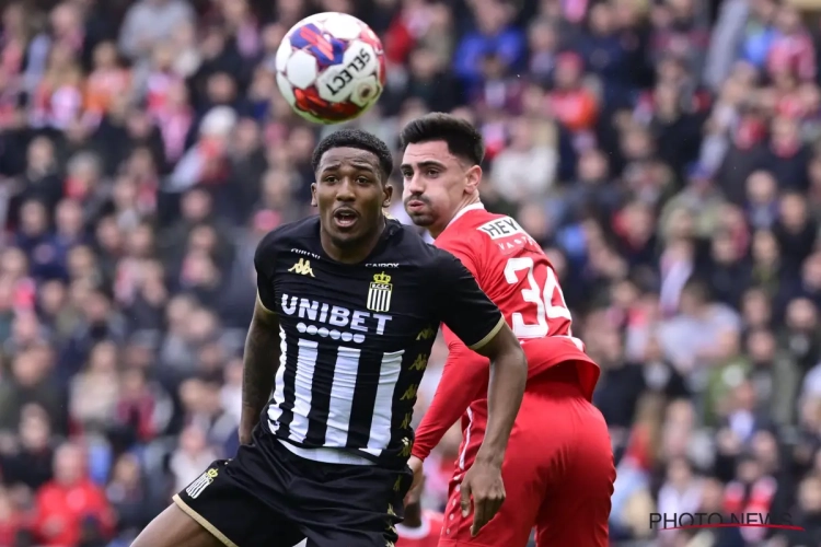 🎥 L'Antwerp aurait-il dû recevoir un penalty sur cette intervention de Jackson Tchatchoua ?