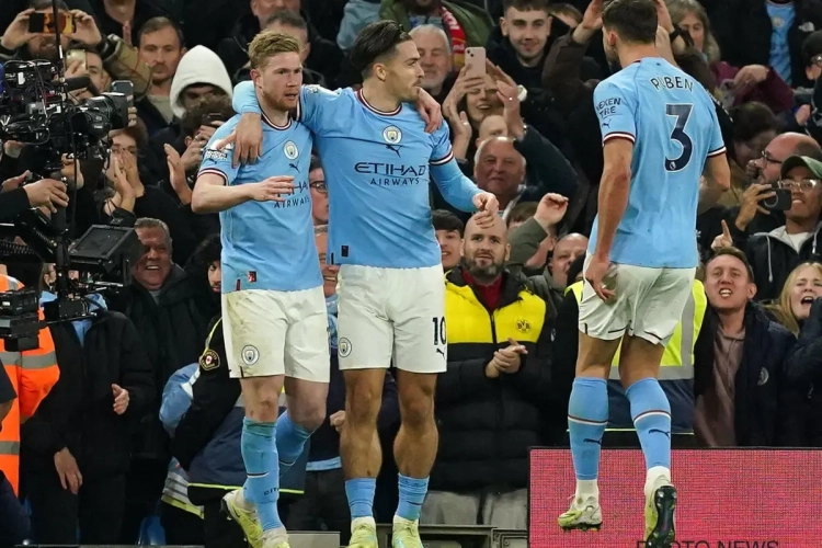 Le montant astronomique touché par Manchester City en cas de triplé historique