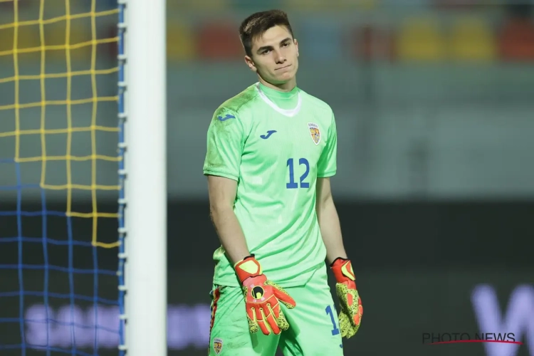 Le Cercle de Bruges et John Van den Brom intéressés par le même joueur 