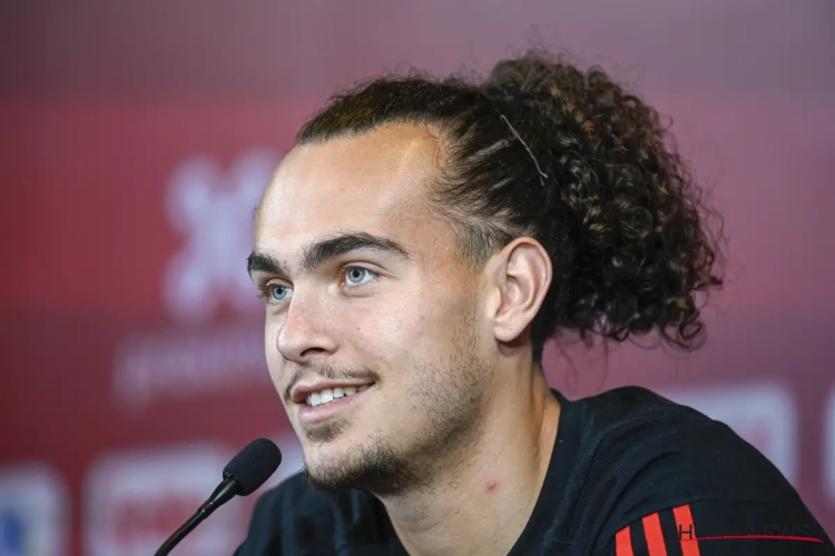 Une évolution à la Jan Vertonghen pour Arthur Theate ?