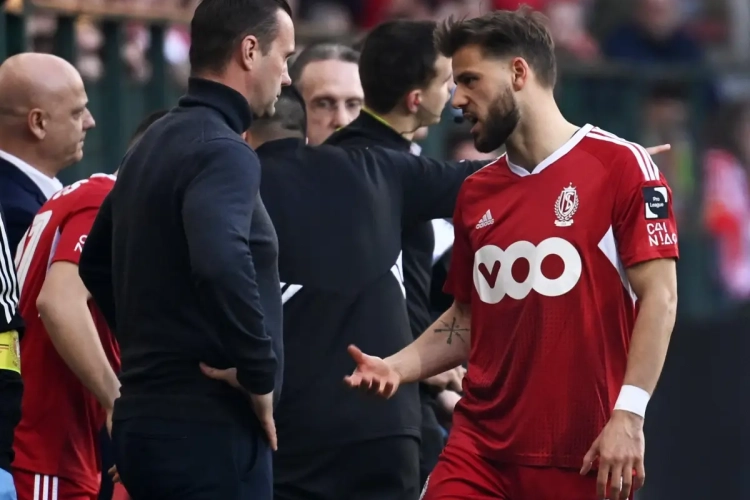 Philip Zinckernagel bien présent, Carl Hoefkens aligne ses valeurs sûres : voici les compos de Standard - Club de Bruges