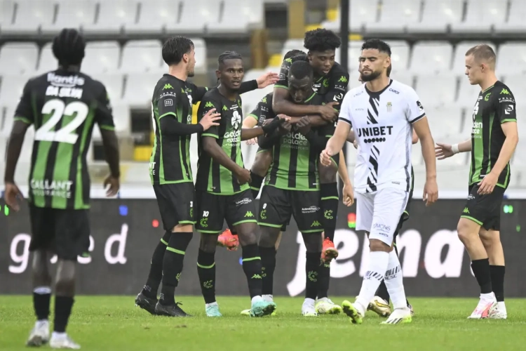 Un Charleroi peu inspiré prépare le choc wallon par une défaite au Cercle de Bruges
