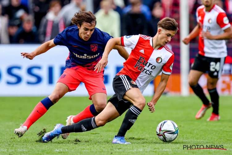 Une abeille sème la zizanie en Europa League