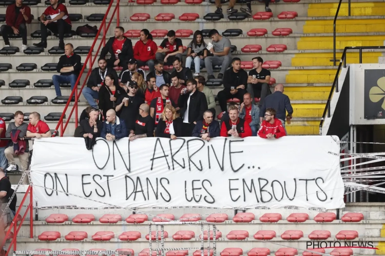 📷 Le message fort des 22 joueurs avant le derby RWDM-Union, en soutien au public