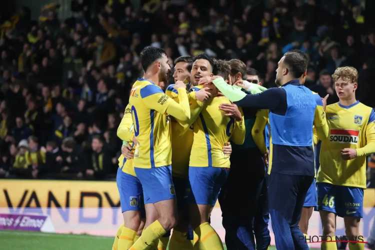 Faire revenir un entraîneur...deux semaines après son licenciement : le plan très étrange de ce club de Pro League