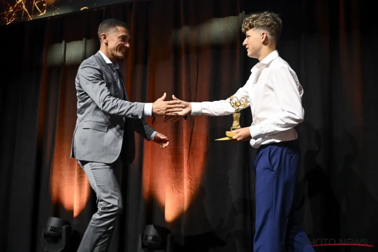 📷 Au lendemain des polémiques, Jonathan Lardot est... élu arbitre de l'année et s'explique !