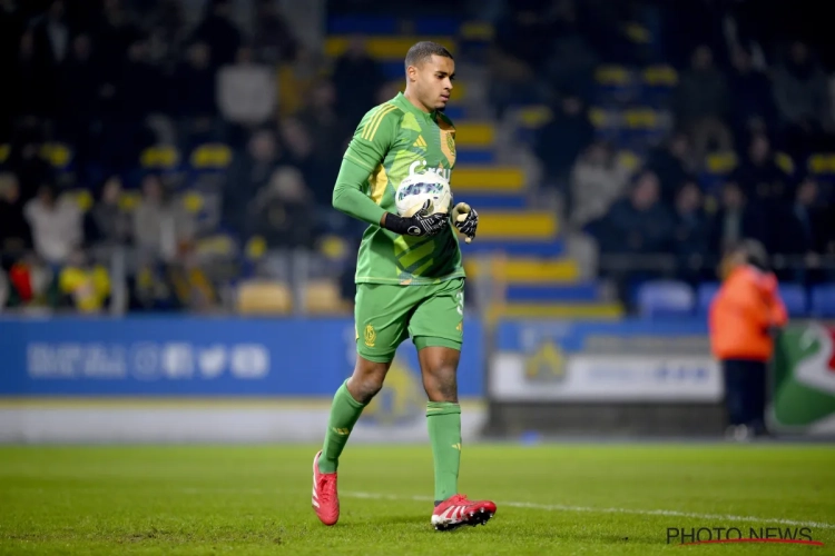 Gavin Bazunu, le pari risqué : pourquoi son arrivée au Standard rappelle celle de Kasper Schmeichel à Anderlecht